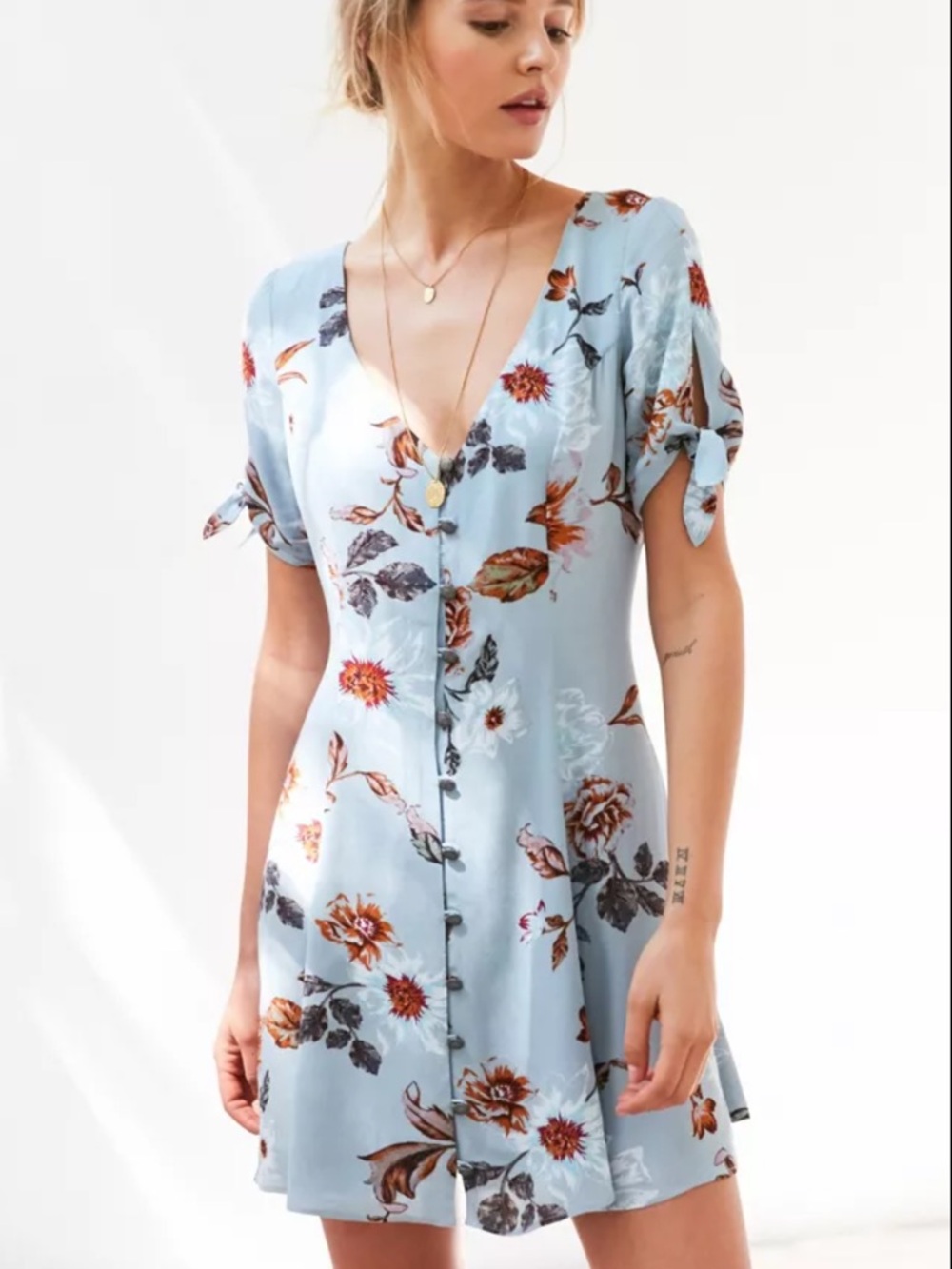 Kimchi Blue Floral Flounce Dress - M